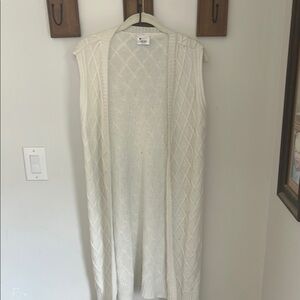 Laundry by Shelli Segal Textured Knit Sweater